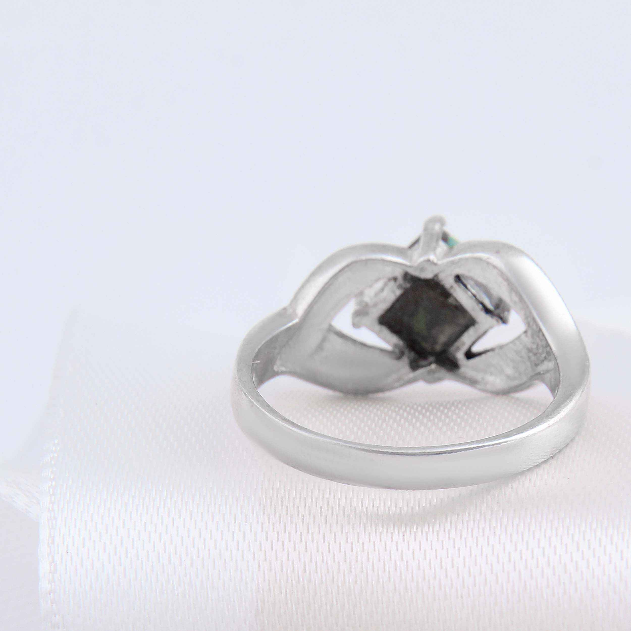 Perzische Neyshabur Turkoois Zilveren Ring voor Dames – Rhodium Plated