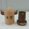 Houten Tandenstokerdispenser met Fantasie Viking Ontwerp in Bruin