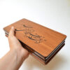 Houten geschenkdoos met kalligrafie – Lentegeur