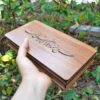 Houten geschenkdoos met Perzische kalligrafie