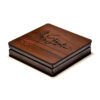 Houten geschenkdoos met harten en kalligrafie