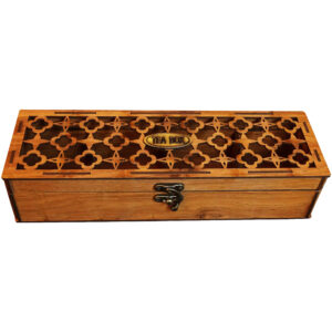 Klassieke houten theedoos met 4 compartimenten