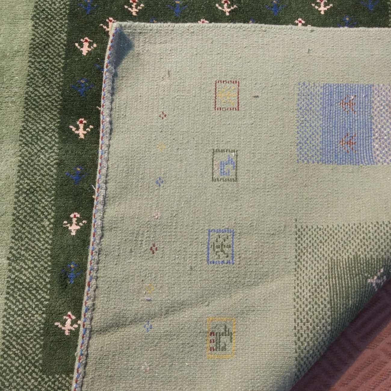 Handgeknoopt Perzisch geometrisch Gabbeh tapijt met dierenmotieven – Groen, Wol