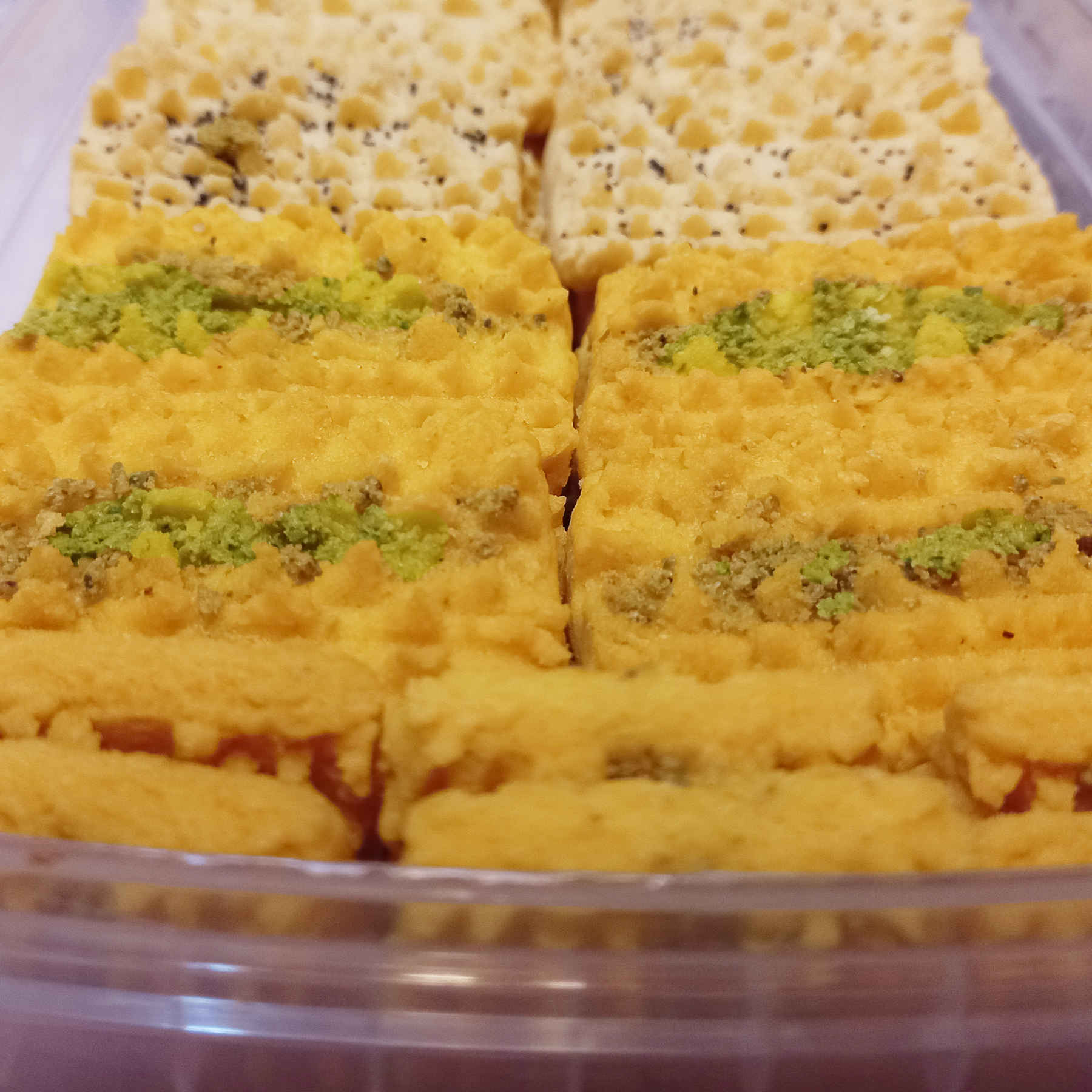 Perzisch Gebak – Nan Charkhi Gebakken in Qazvin (Set van 2) – 350g