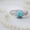 Perzische Zilveren Ring voor Vrouwen met Neyshabur Turkoois en Rhodium Coating
