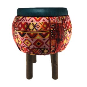 Fluwelen Voetenbank met Houten Poten Geïnspireerd door Perzische Kunst Ronde Rode Kleur