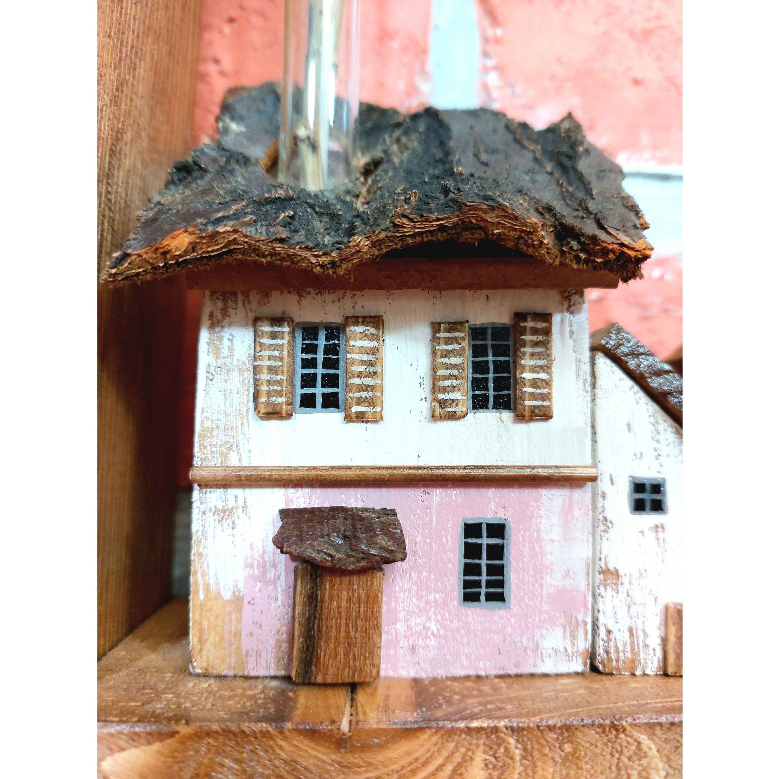 Decoratieve & Handgemaakte Muur Sleutelhouder met 5 Haken & Huisje Ontwerp