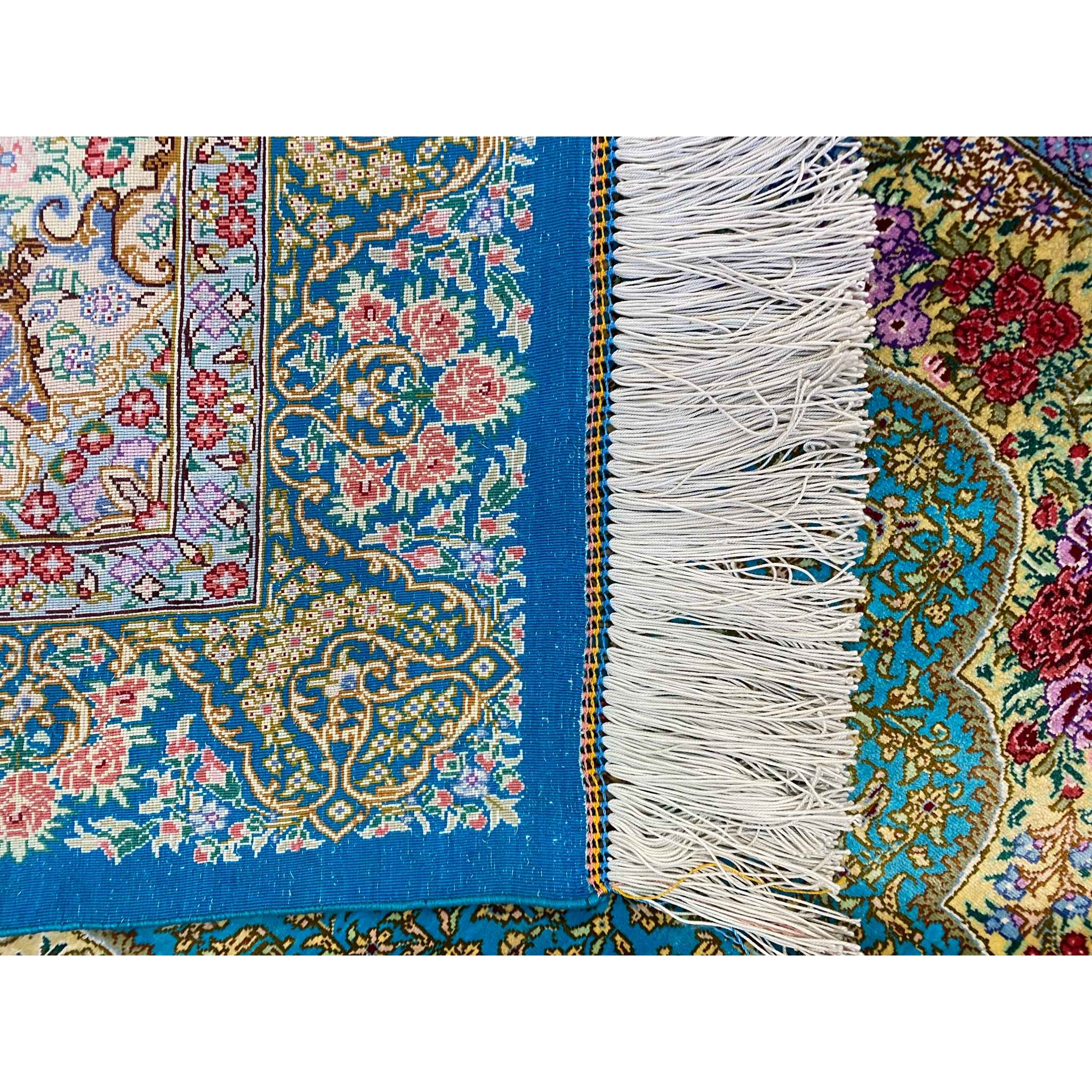 Handgeknoopt Perzisch Qom Zijden Tapijt (Lachak Toranj Bloemenmedaillon) – Turquoise