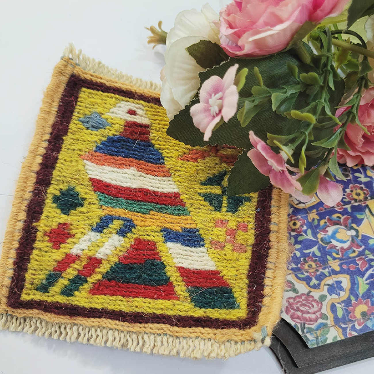 Iraanse Kilim Onderzitter – Duivenpatroon, Handgeweven Wollen Vierkant voor Tafeldecoratie