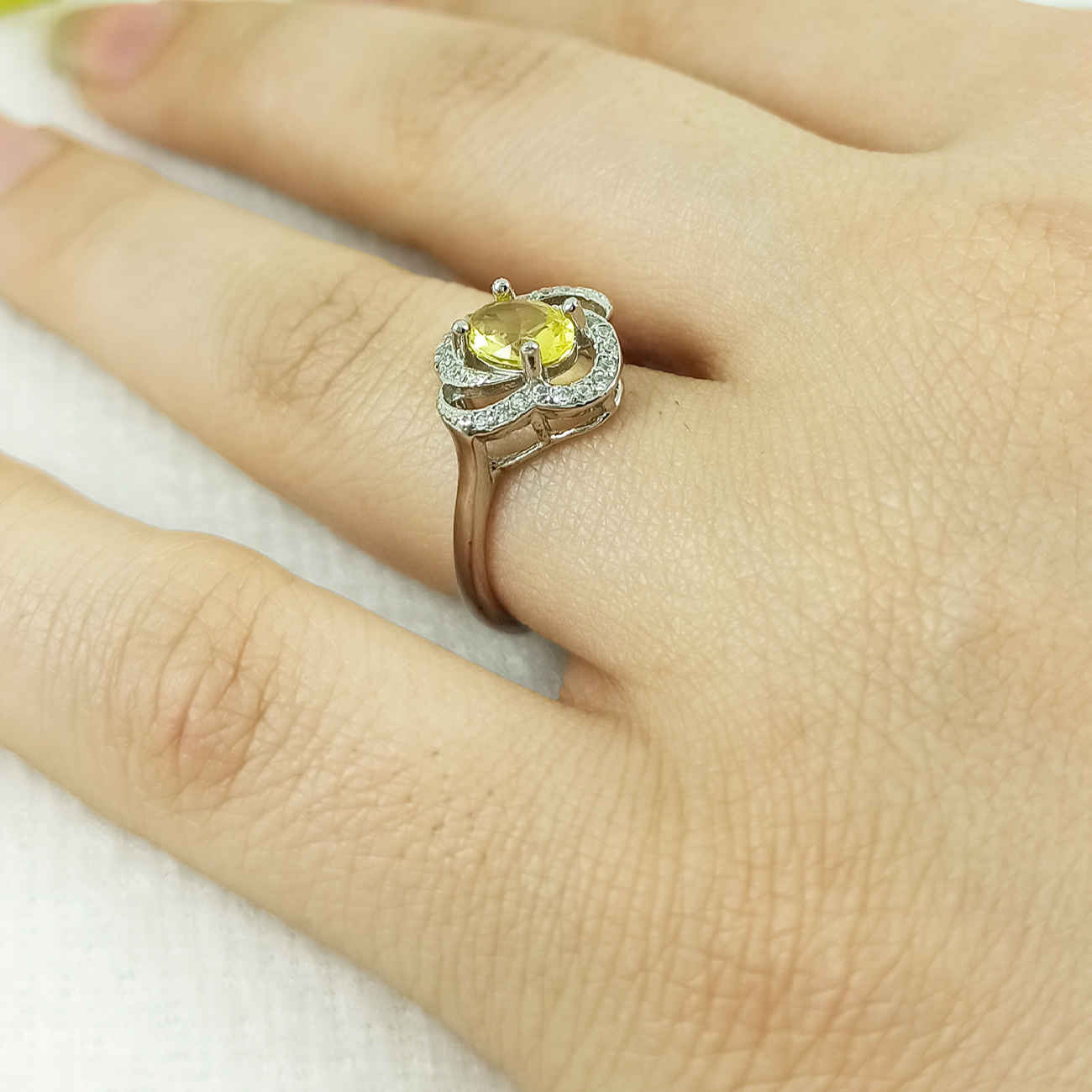 Gele Citrien Zilveren Ring – Model Mastaneh