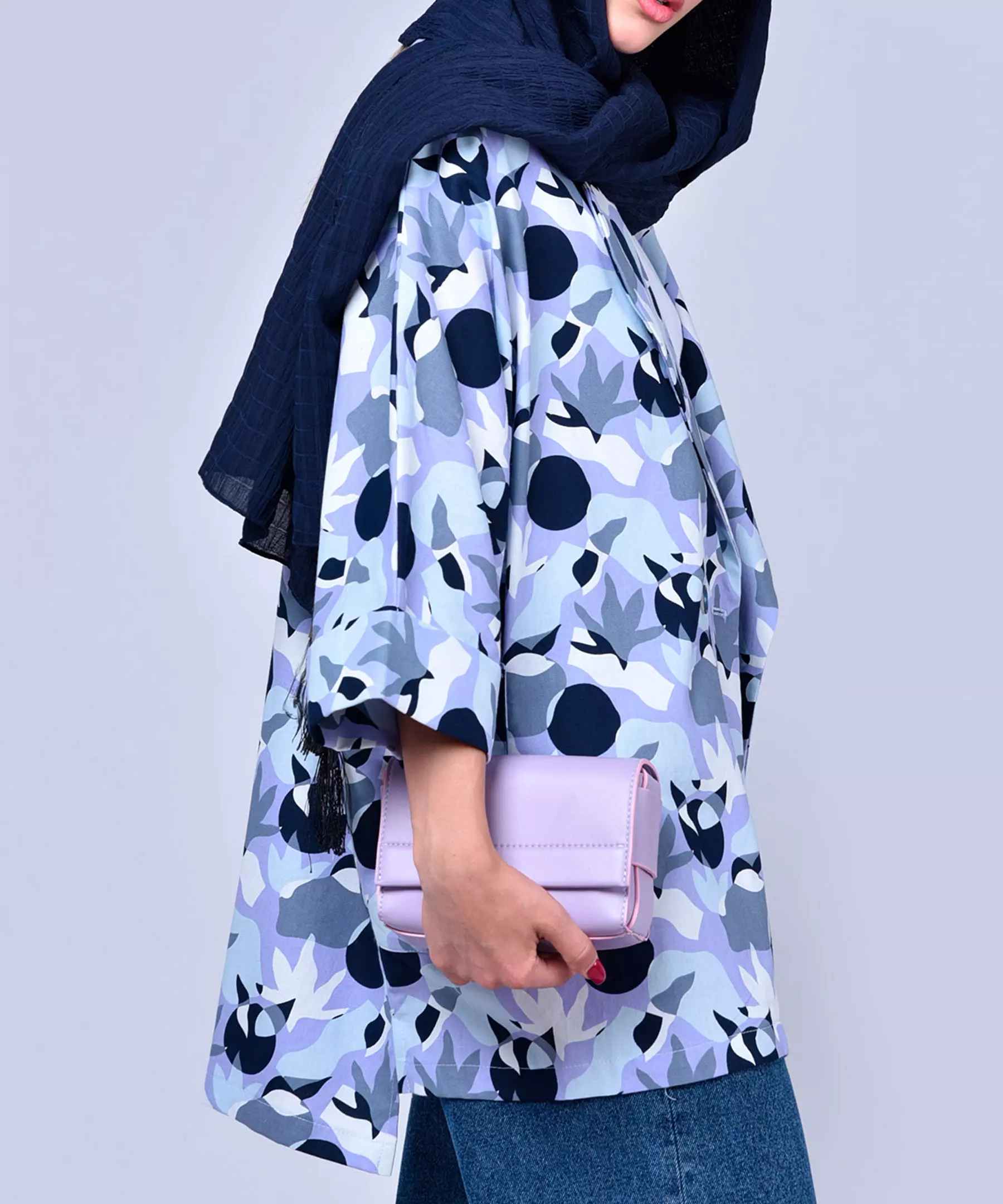 Perzische Dames Manto – Open Model Blauw Gestippeld Katoen