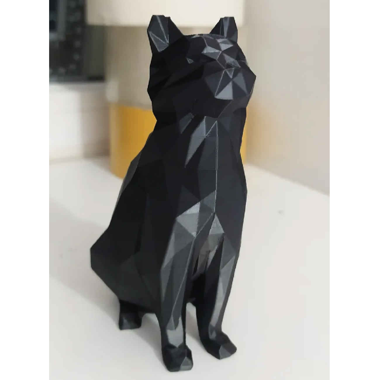 Geometrisch Zittende Zwarte Kat Kubisme Beeldje – Moderne Sculptuur