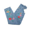 Mom Fit Jeans met Geborduurde Bloemen – Lichtblauw