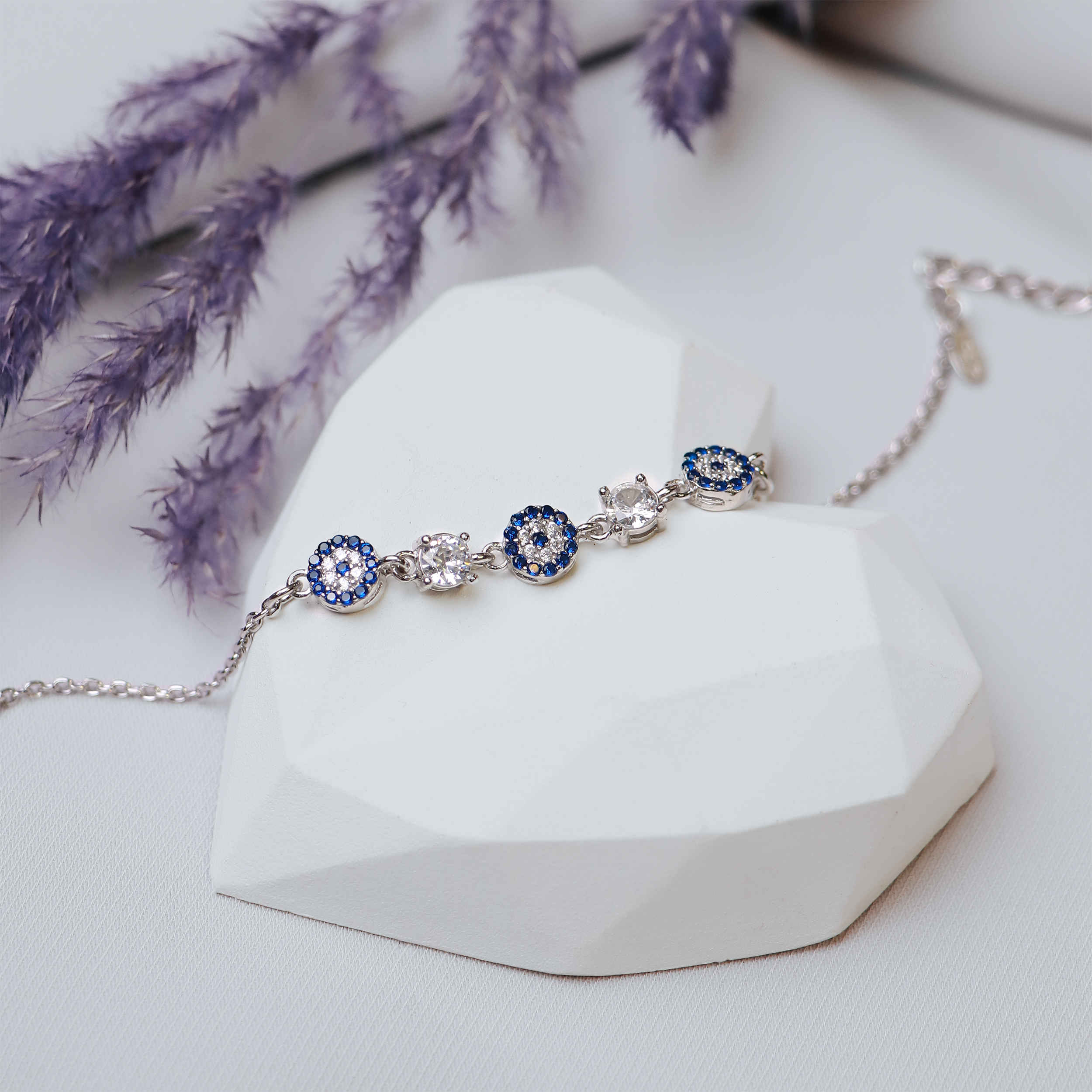 Zilveren Armband – Modern Boze Oog Ontwerp