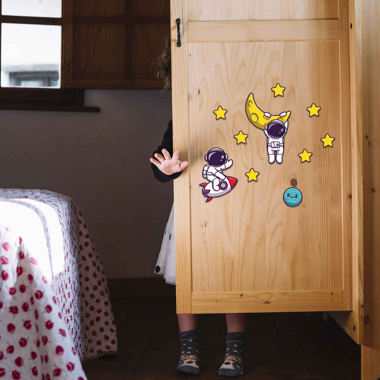Houten Baby Wandstickers met Astronaut Ontwerp