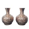 Set van 2 handgemaakte Perzische koperen graveervazen die een traditionele decoratieve charme uitstralen