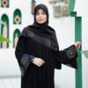 Elegante losvallende abaya met geborduurde rozen