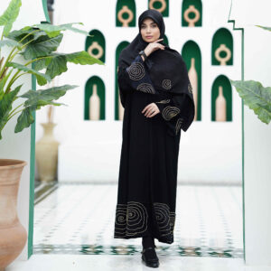 Elegante losvallende abaya met geborduurde rozen