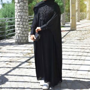 Klassieke Zwarte Abaya – Loszittend Model