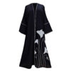 Zwarte Abaya met Witte Bies – Hedendaags