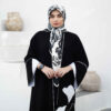 Zwarte Abaya met Witte Bies – Hedendaags
