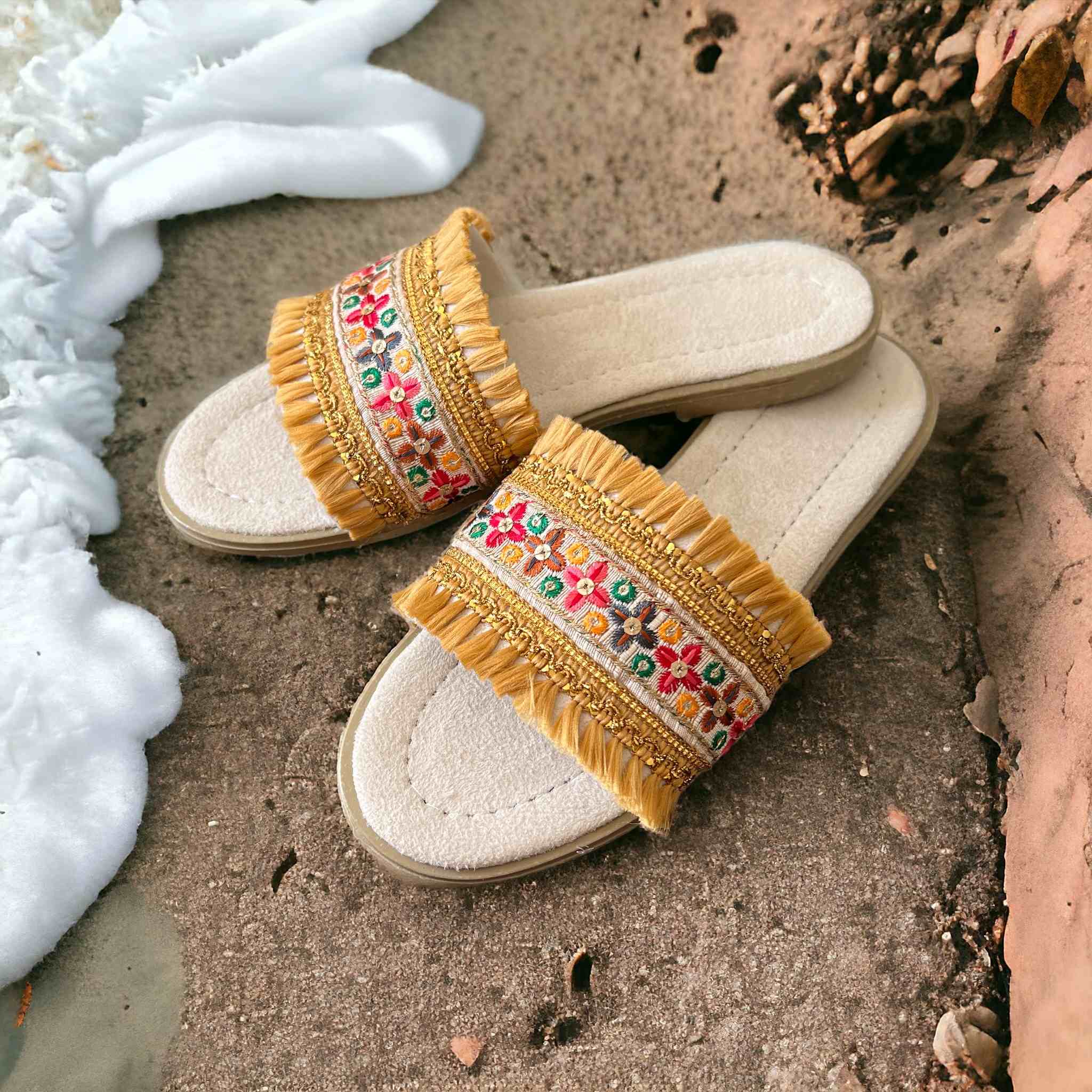 Macramé Platte Slippers voor Vrouwen Handgemaakt met Boho Ontwerp