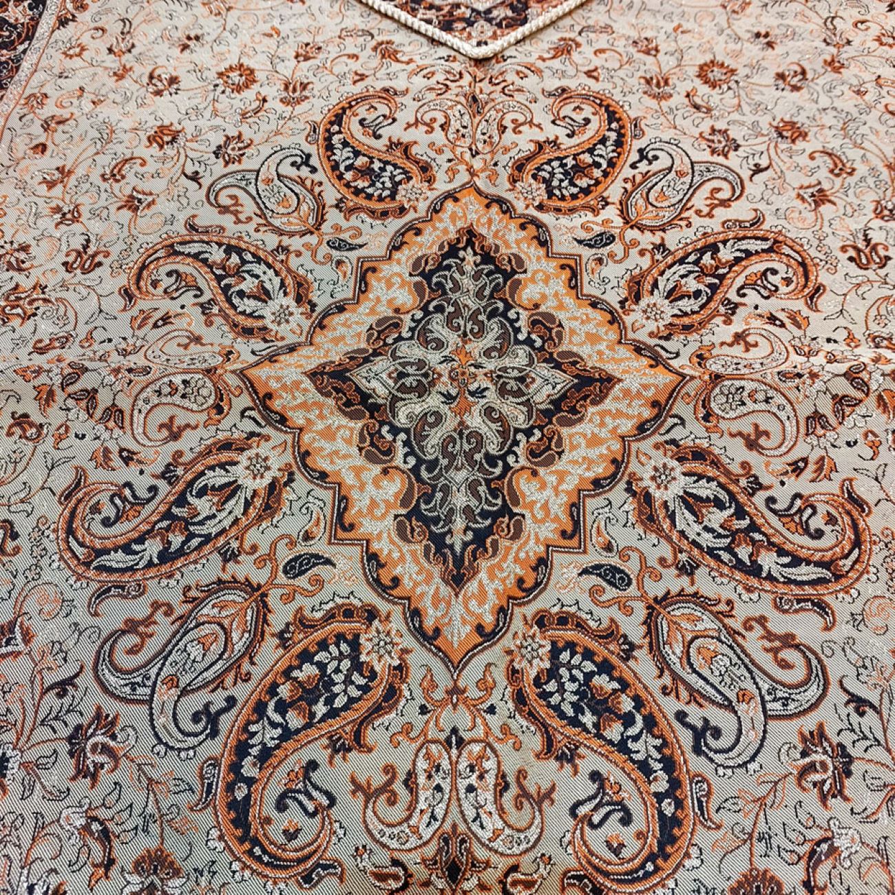 Elegant Perzisch Termeh Gebedskleed – Crème – Paisley Sajadah
