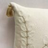Punch Needle Kussenhoes – Geborduurde Lange Bladeren Cream Design