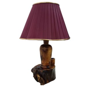 Rustieke Houten Tafellamp met Stoffen Kap – Purper Accent
