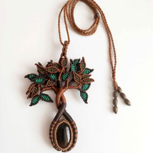Artistieke Macramé Ketting – Levensboom