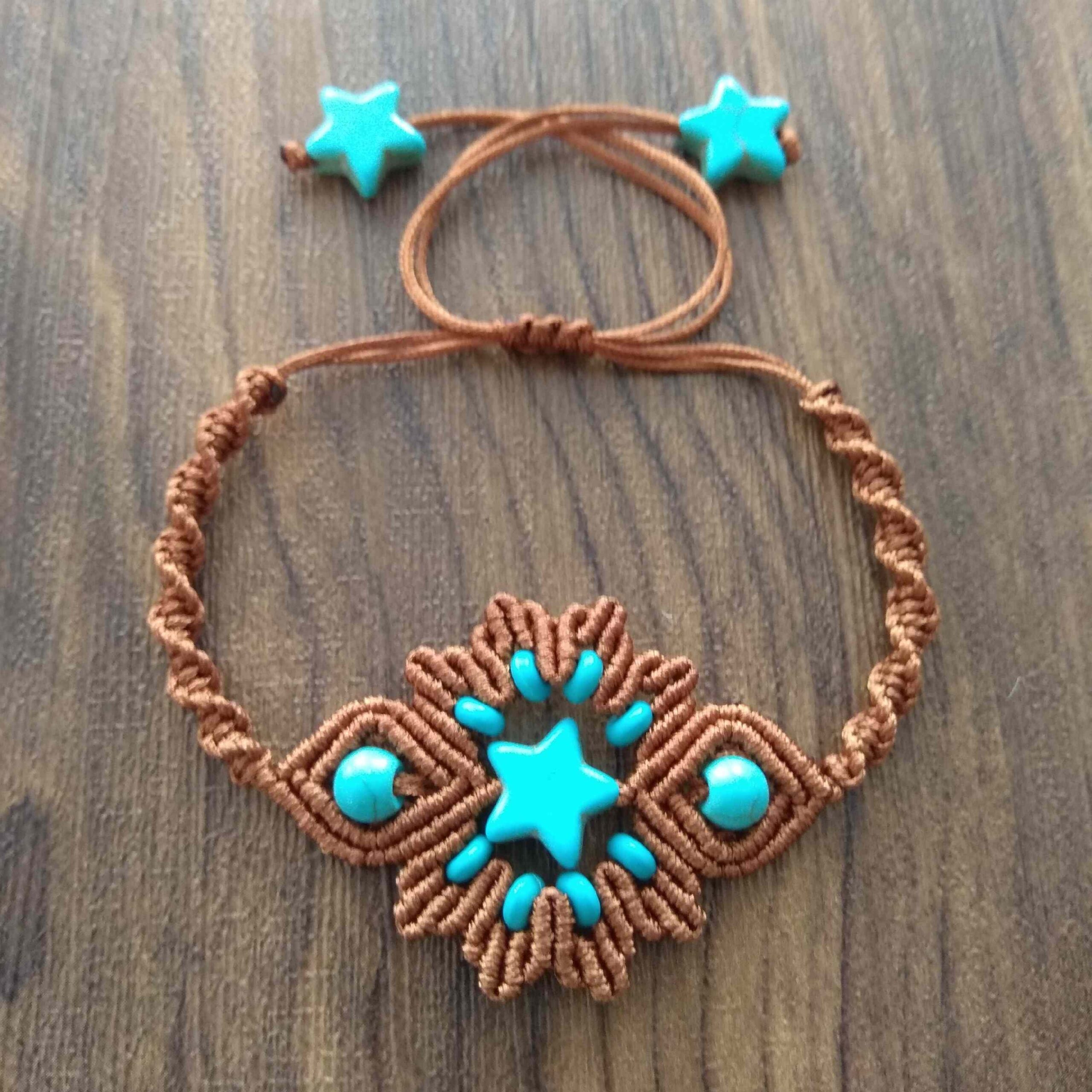 Boheemse Geborduurde Macramé Armband – Ster