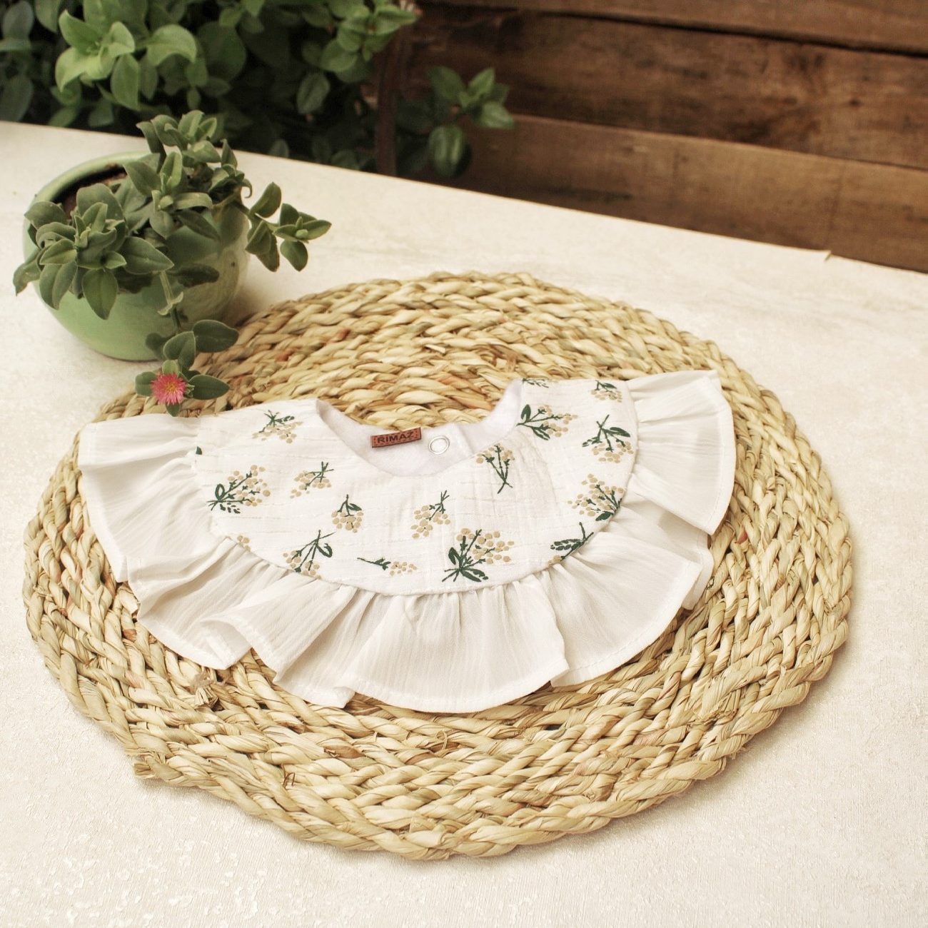 Babyslab met Bloemenpatroon – Model Paradise – Wit