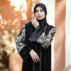 Elegante abaya met geborduurde mouwen
