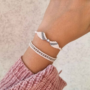 Geborduurde Macramé Armband – Engelvleugel