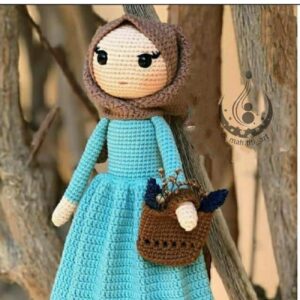 Amigurumi handgemaakte gehaakte moslimmeisje pop