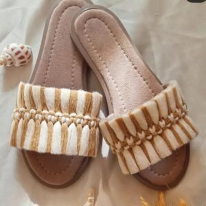 Cream Macramé Boho Chic Slippers – Model Strik
