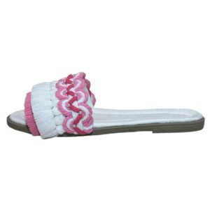 Roze Macramé Boho Chic Slippers – Model Bloem