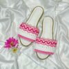 Roze Macramé Boho Chic Slippers – Model Bloem