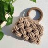 Macramé Tas Handgeweven met Houten Handvat Model Walnoot