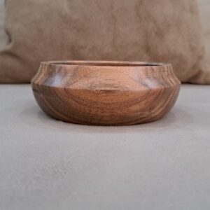 Natuurlijke Houten Kom Gemaakt van Walnoothout voor Woondecoratie