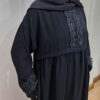 Stijlvolle Losse Abaya voor Moslimvrouwen in Zwarte Kreukstof