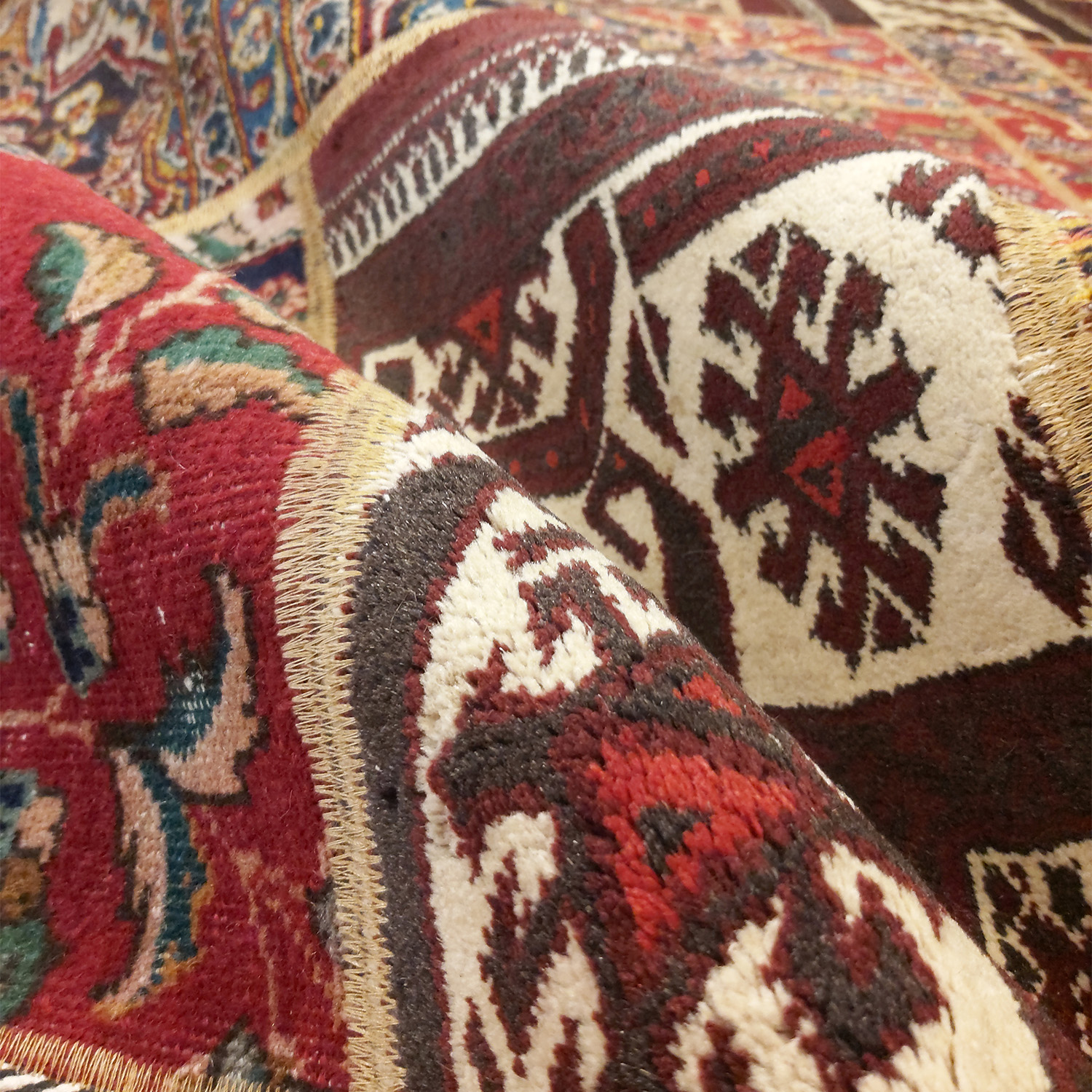 Vintage Patchwork Tapijt Geometrisch Rood – Handgeknoopt