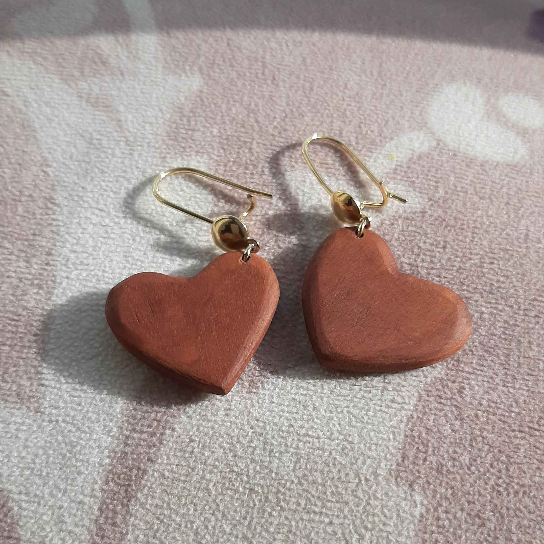 Dames Houten Oorbellen Handgemaakt met Hart Ontwerp