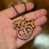 Houten Ketting met Perzische Kalligrafie Thema Niets
