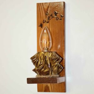 Houten Wandlamp met Bloemgravure Ontwerp