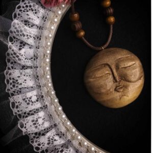 Houten Hanger Ketting – Maan Ontwerp