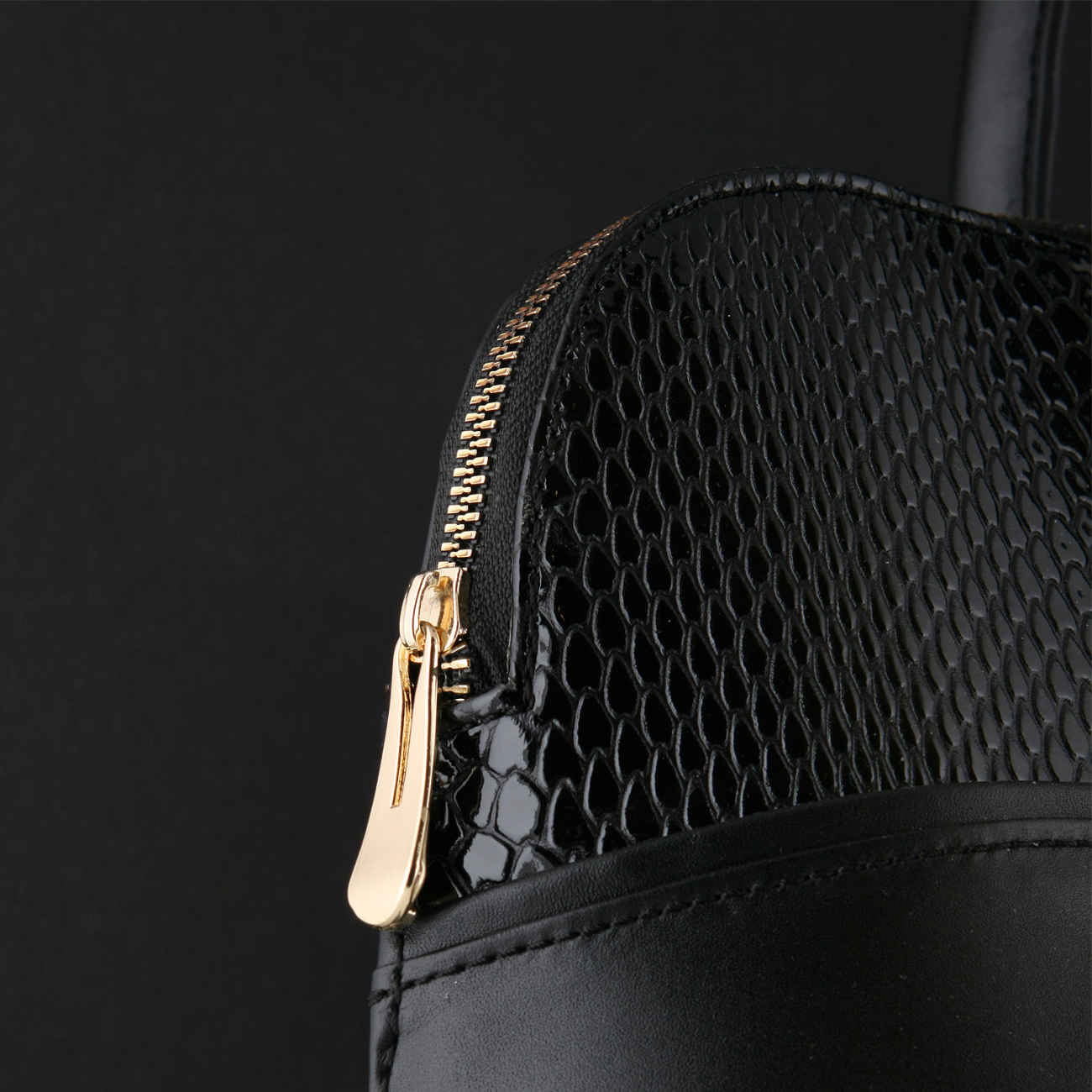 Bauletto Leren Handtas met Grote Capaciteit in Zwart
