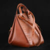 Bauletto Leren Handtas met Lange Band in Bruin