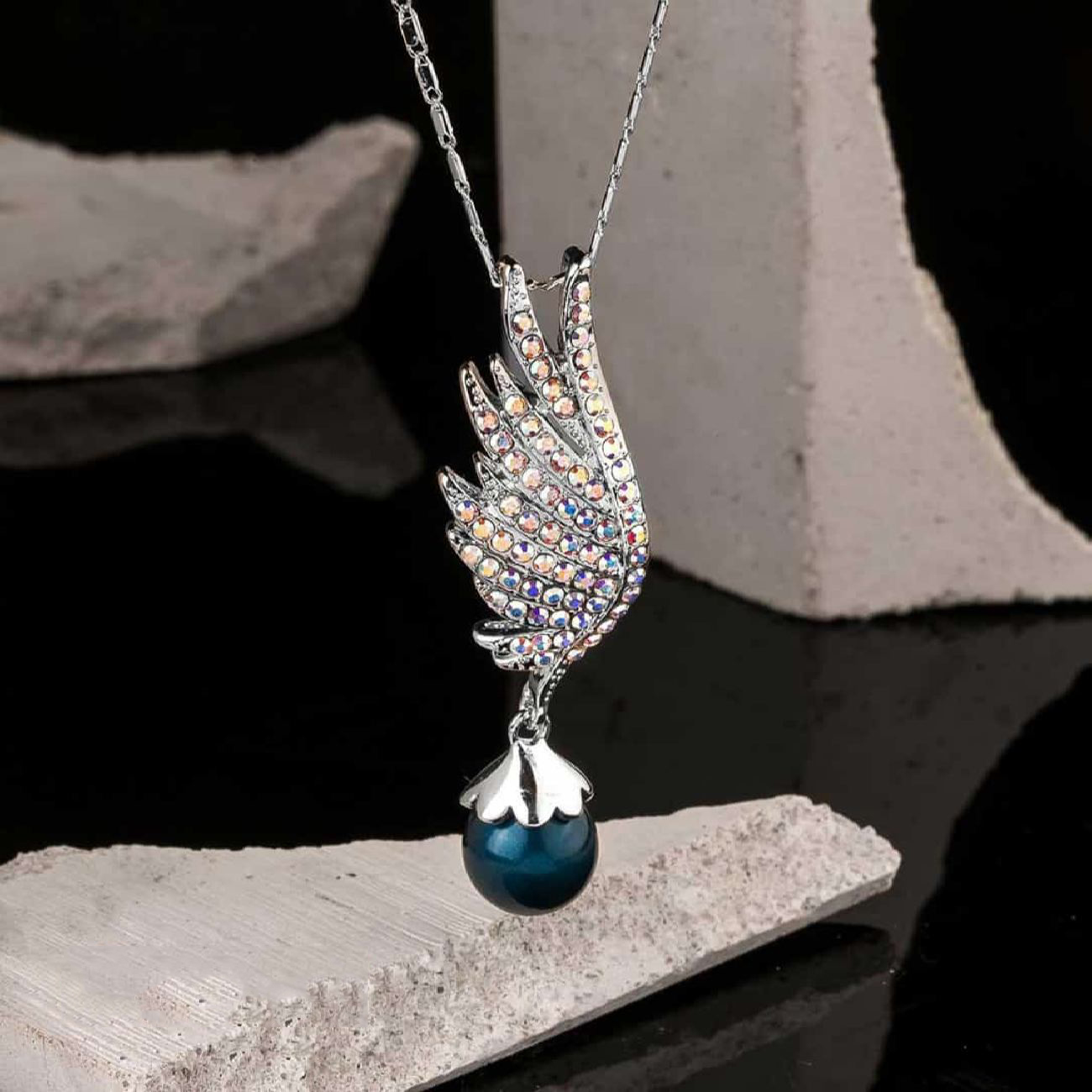 Messing Ketting voor Vrouwen met Engelvleugel Ontwerp