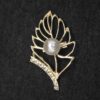 Broche Speld van Metaal met Gouden Blad